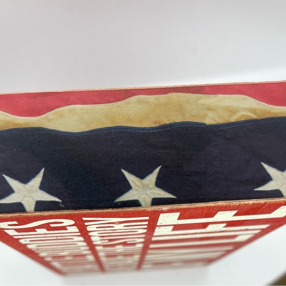 Primitives by Kathy patriotic distressed box sign - Picture 5 of 8